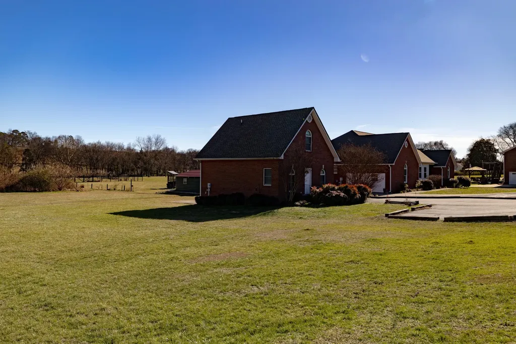 4410 Michigan Avenue Road, NE Cleveland TN 37323