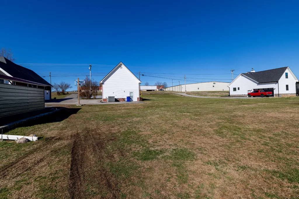 4410 Michigan Avenue Road, NE Cleveland TN 37323
