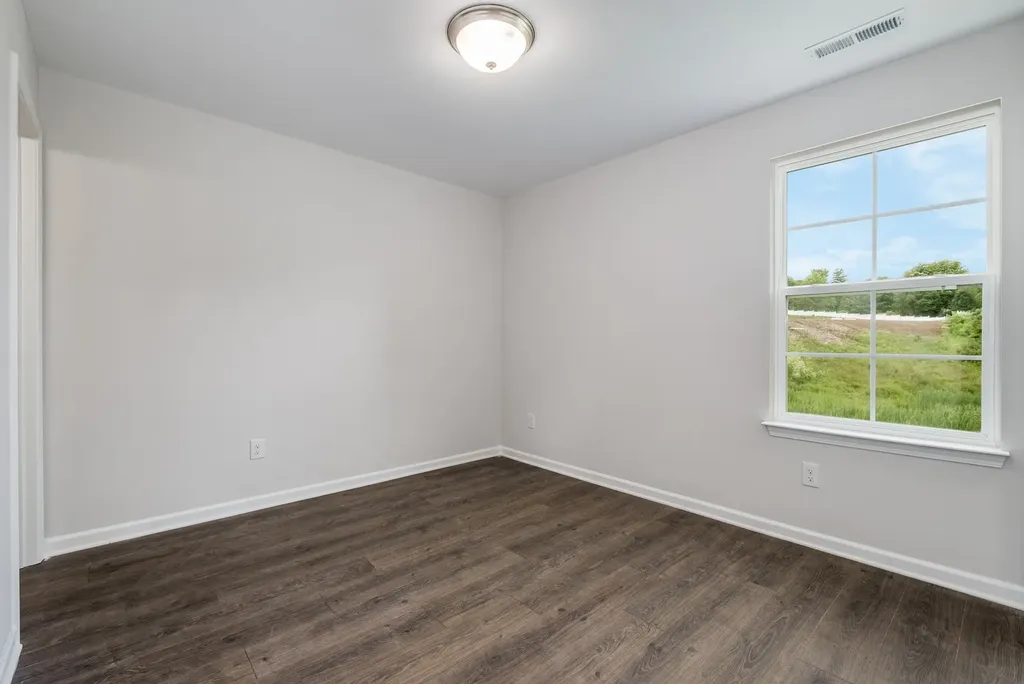 347 Kristen Court Columbia TN 38401