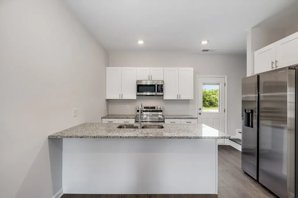 347 Kristen Court Columbia TN 38401