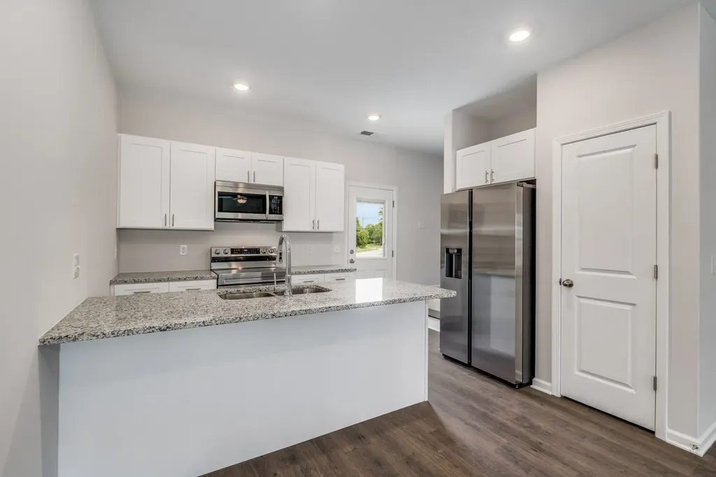 347 Kristen Court Columbia TN 38401
