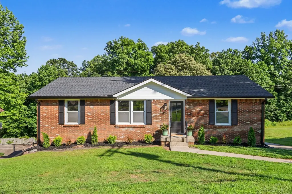 722 Overton Drive Clarksville TN 37042