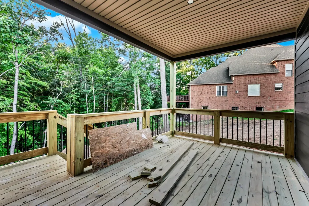 212 Birnam Wood Trace Clarksville TN 37043