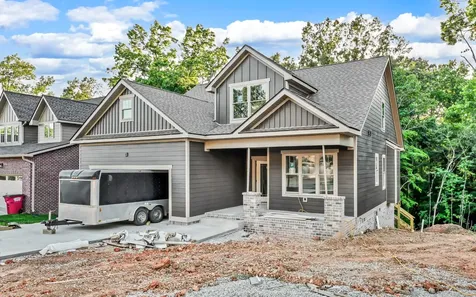 212 Birnam Wood Trace Clarksville TN 37043