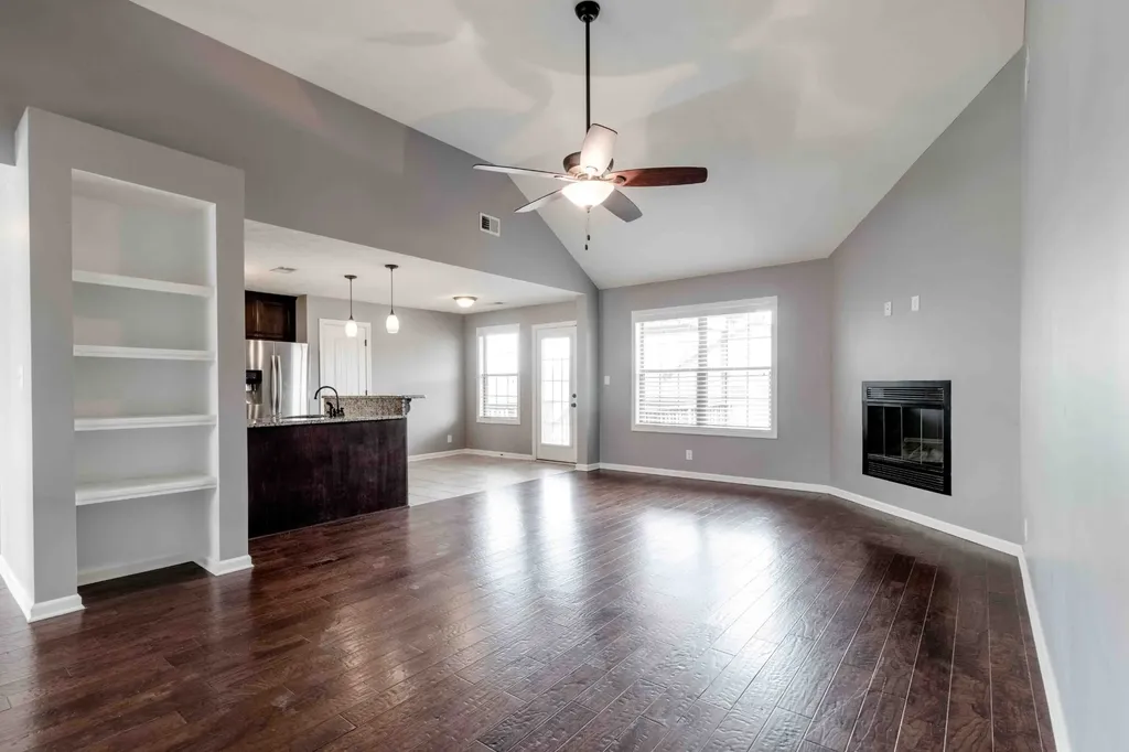 1063 Freedom Drive Clarksville TN 37042