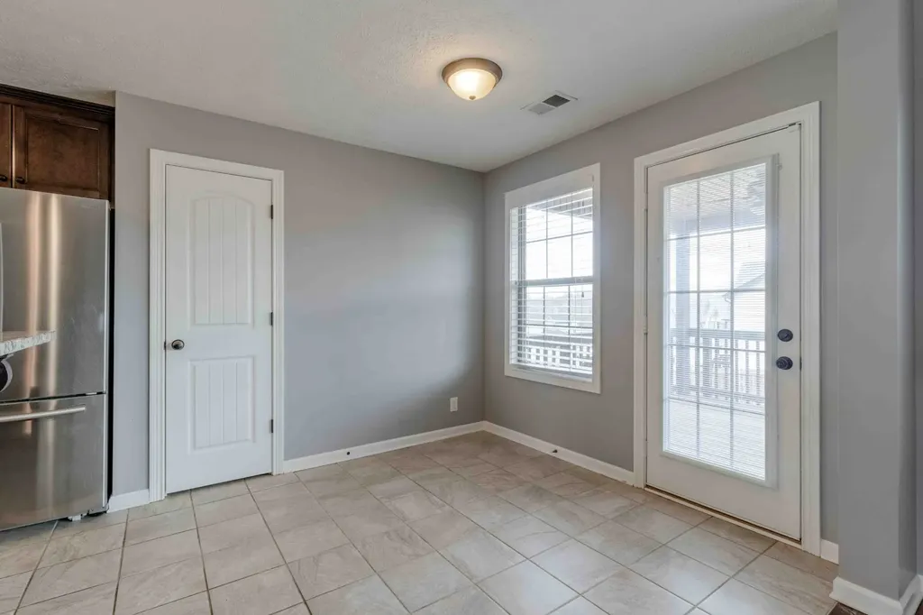 1063 Freedom Drive Clarksville TN 37042