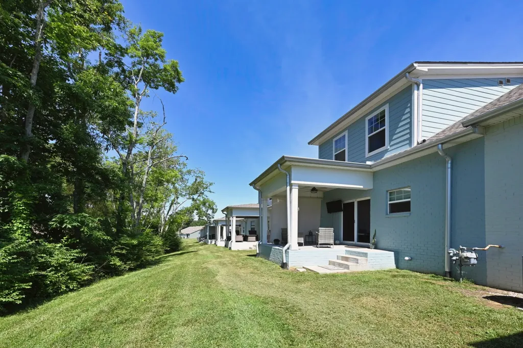 1144 Lock 4 Road Gallatin TN 37066
