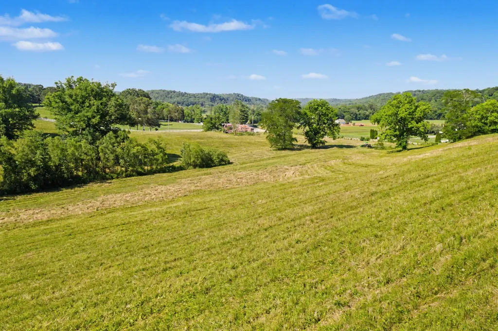 5185 Old Harding Road Franklin TN 37064