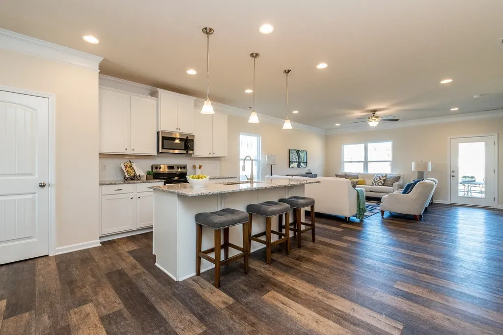 421 Blackjack Oak Court Clarksville TN 37042