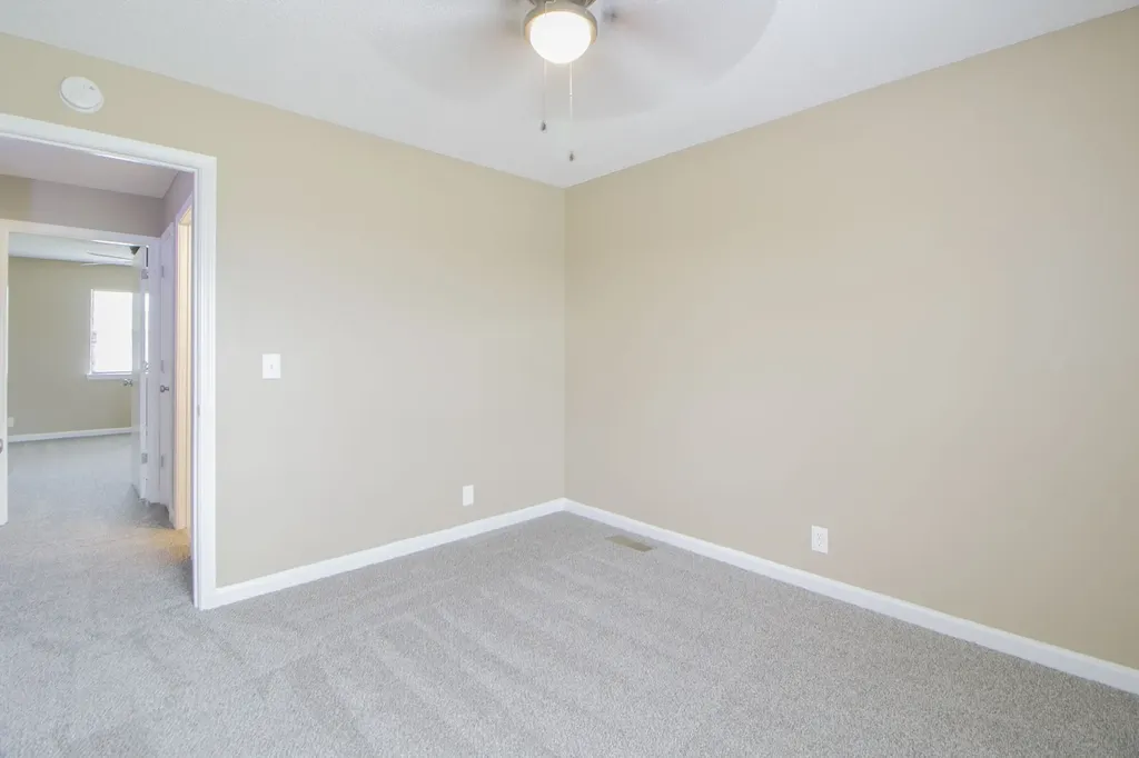 2550 Old Russellville Pike #3 Clarksville TN 37040