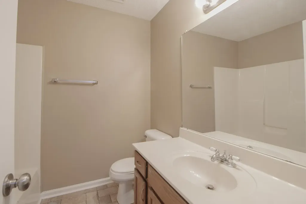 2550 Old Russellville Pike #3 Clarksville TN 37040