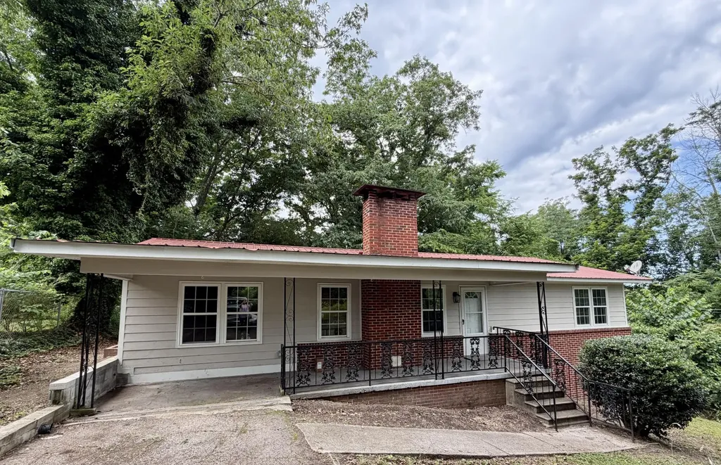 54 Summit Drive Ringgold GA 30736
