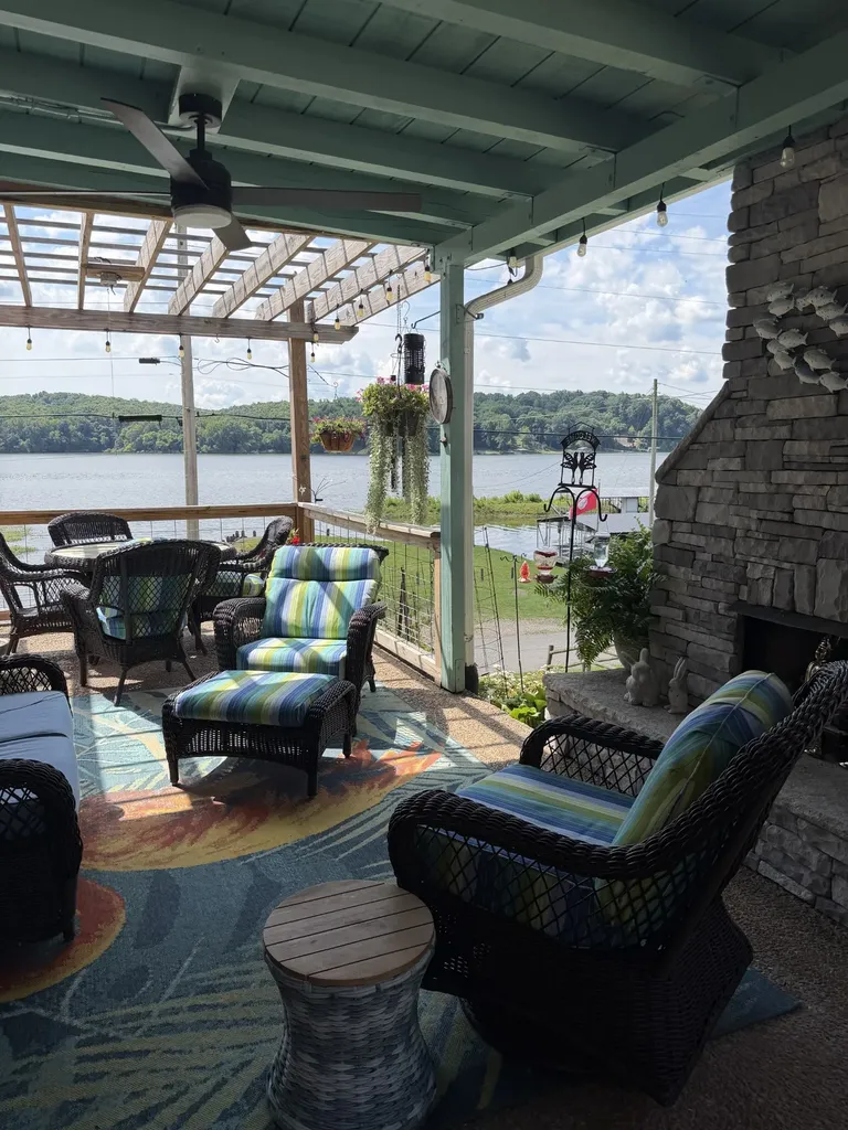 45 Creek View Lane Waverly TN 37185