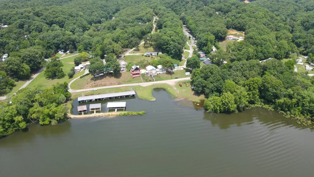 45 Creek View Lane Waverly TN 37185