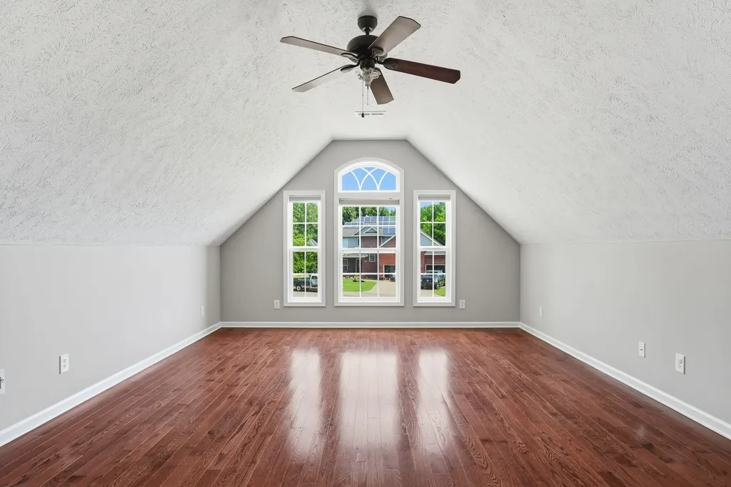 956 Beldon Station Lane Clarksville TN 37040