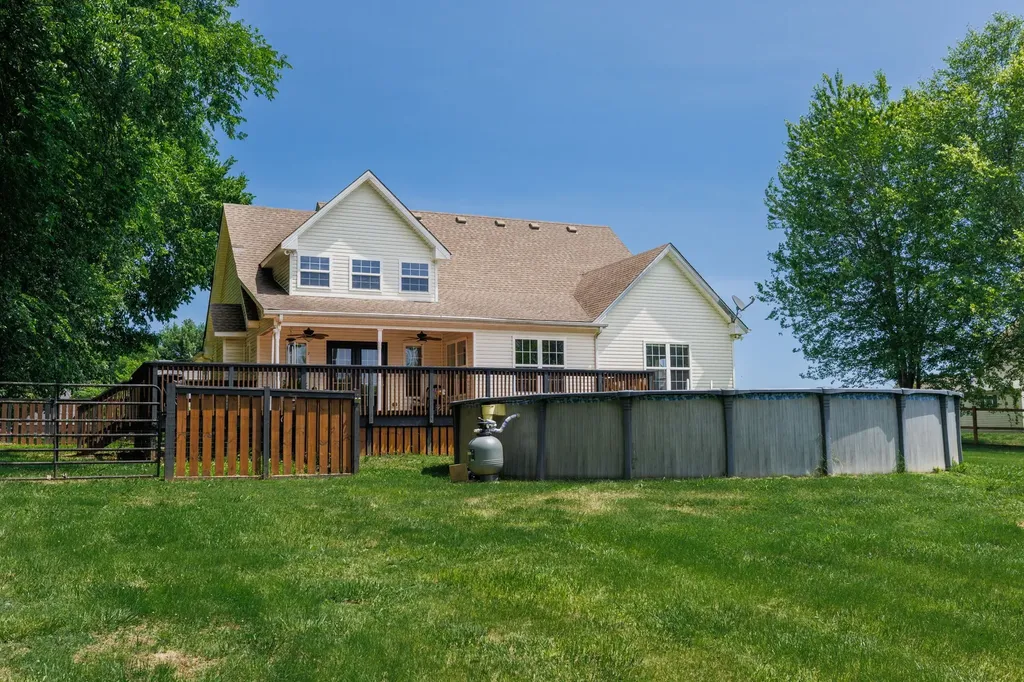 956 Beldon Station Lane Clarksville TN 37040