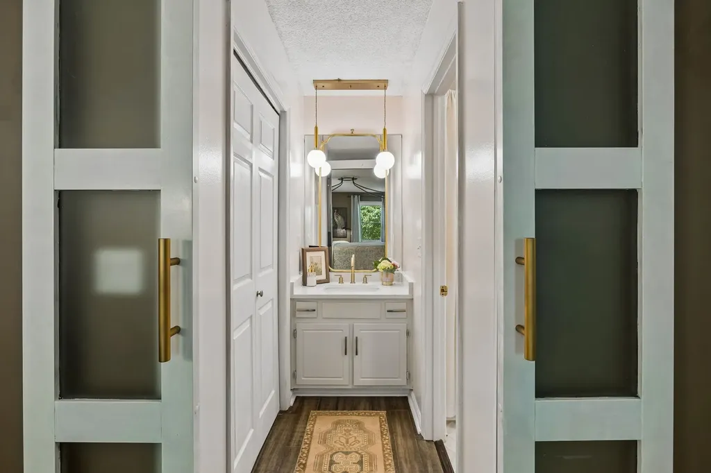 5313 Hunters Ridge Nashville TN 37211