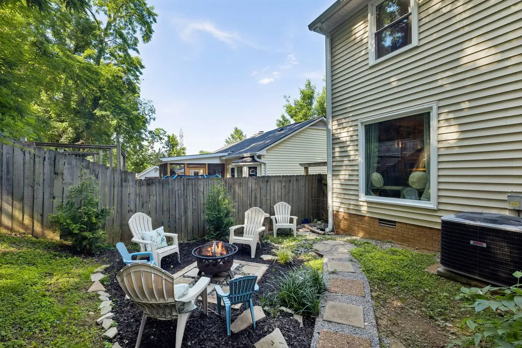 5313 Hunters Ridge Nashville TN 37211