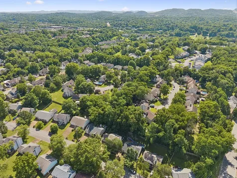 5313 Hunters Ridge Nashville TN 37211