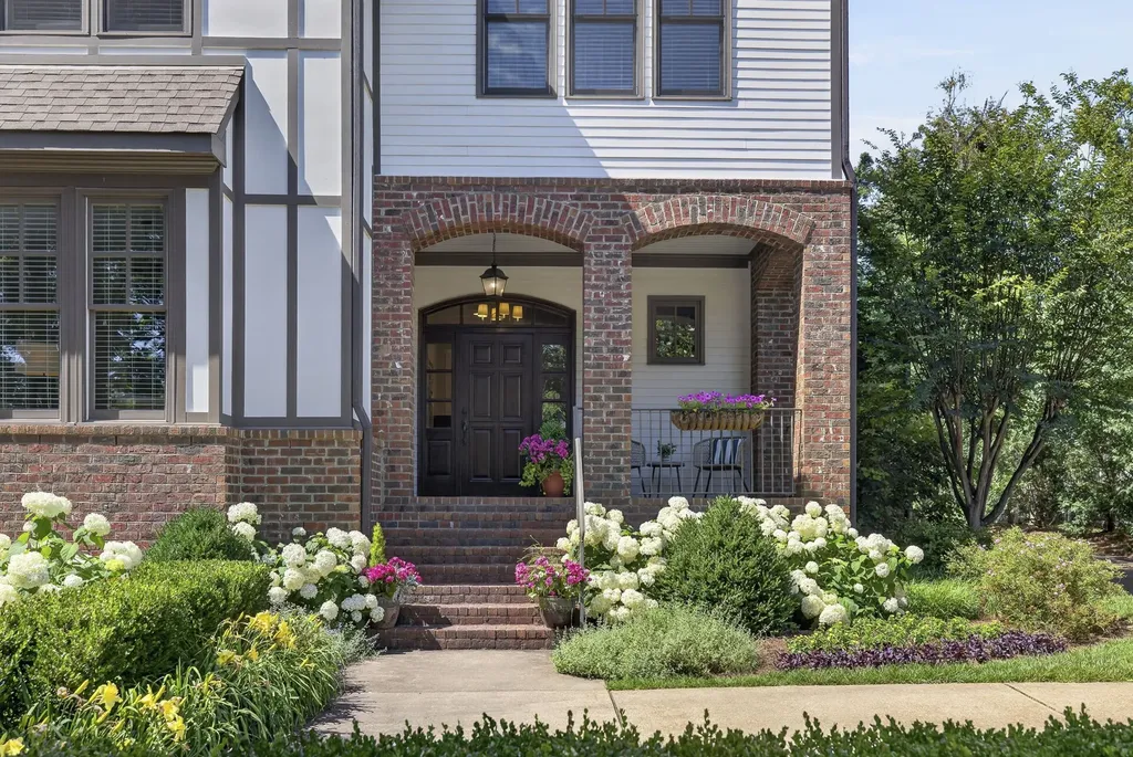3626 Saratoga Drive Nashville TN 37205