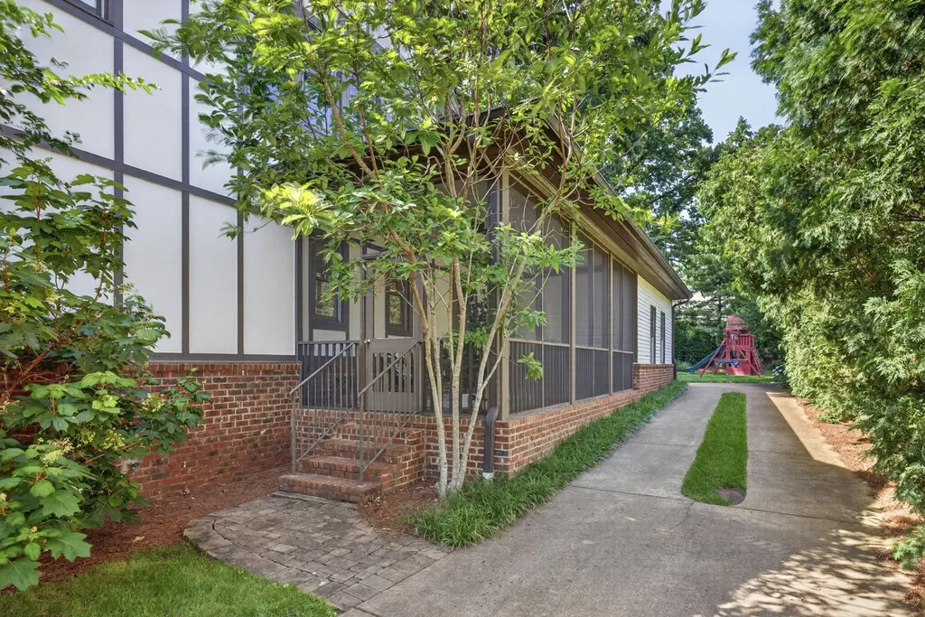 3626 Saratoga Drive Nashville TN 37205
