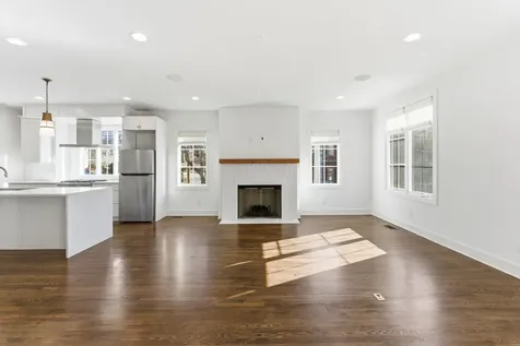 519 Chesterfield Avenue Nashville TN 37212