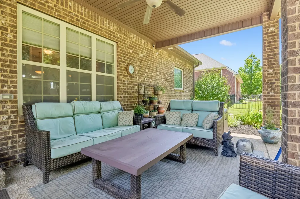 818 Tall Oak Trail Mount Juliet TN 37122