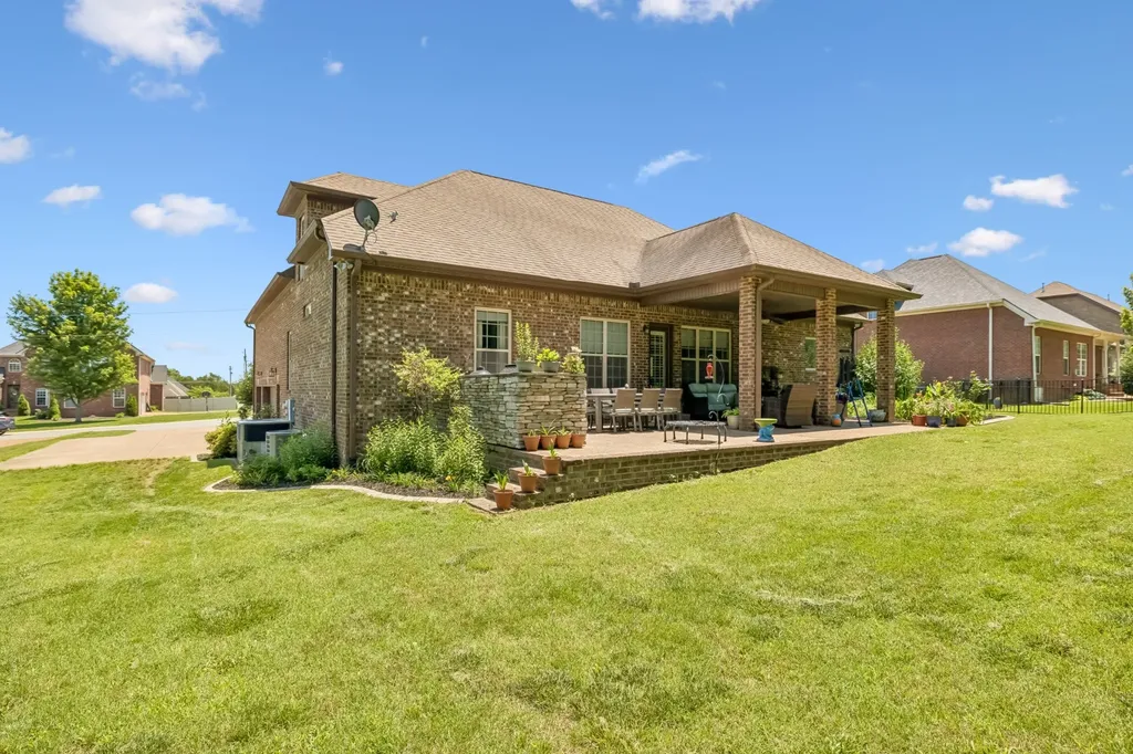 818 Tall Oak Trail Mount Juliet TN 37122