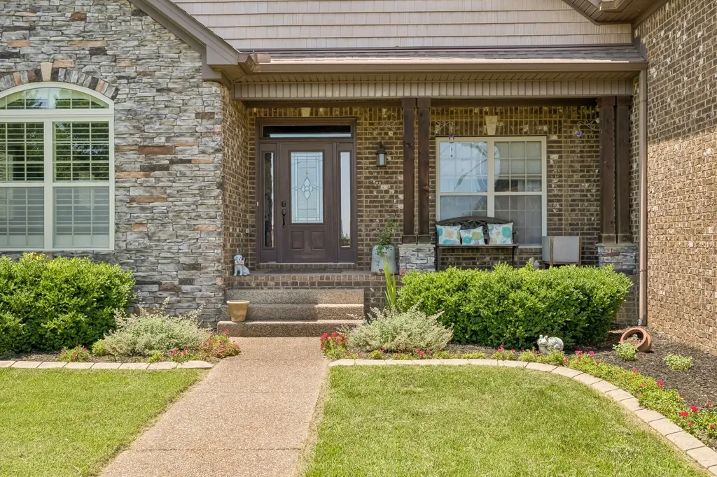 818 Tall Oak Trail Mount Juliet TN 37122