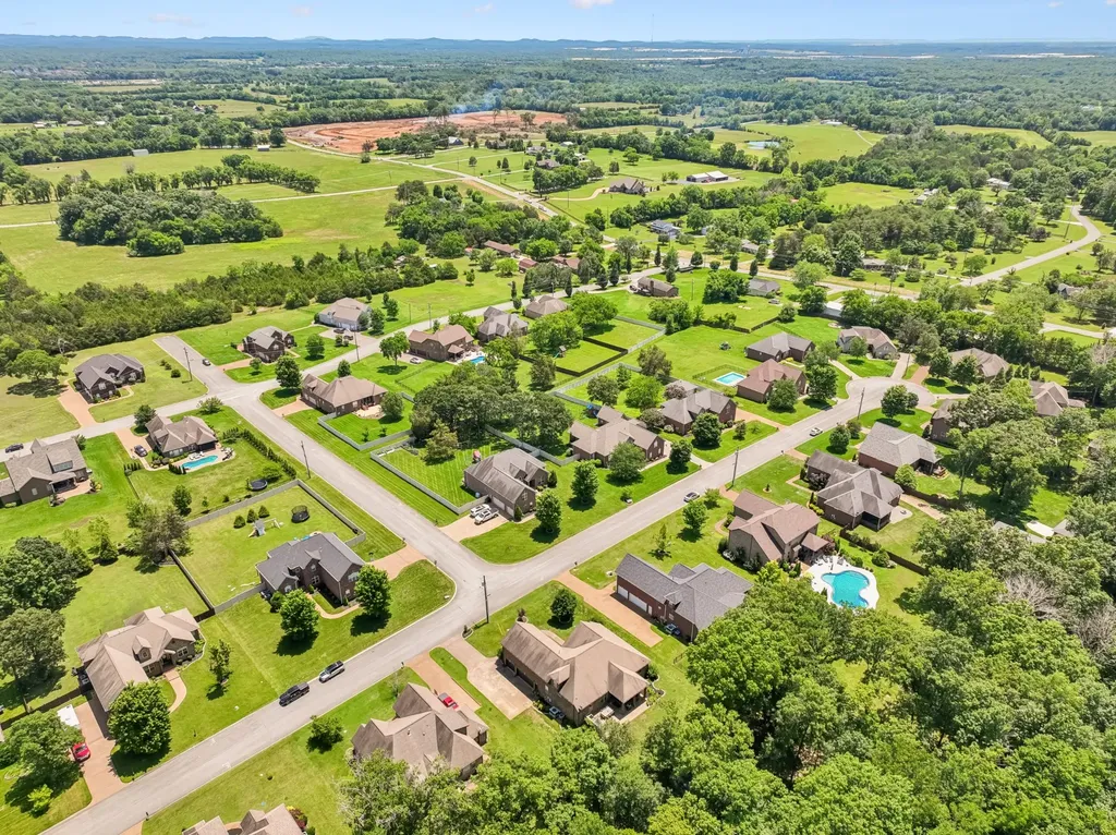 818 Tall Oak Trail Mount Juliet TN 37122