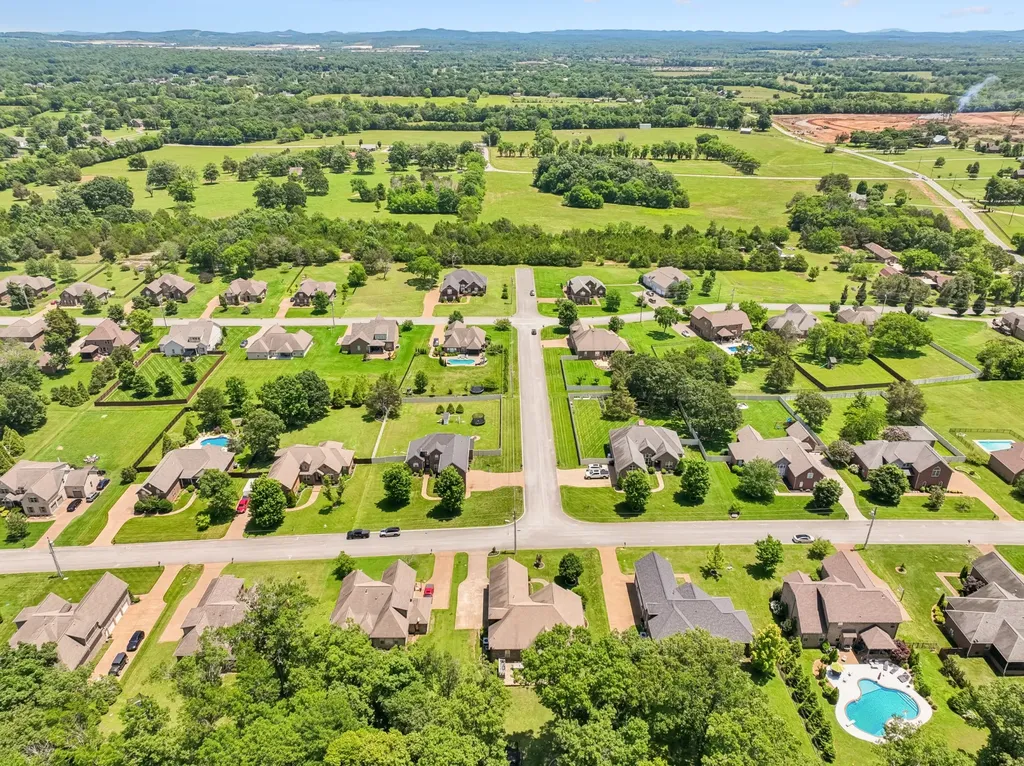 818 Tall Oak Trail Mount Juliet TN 37122