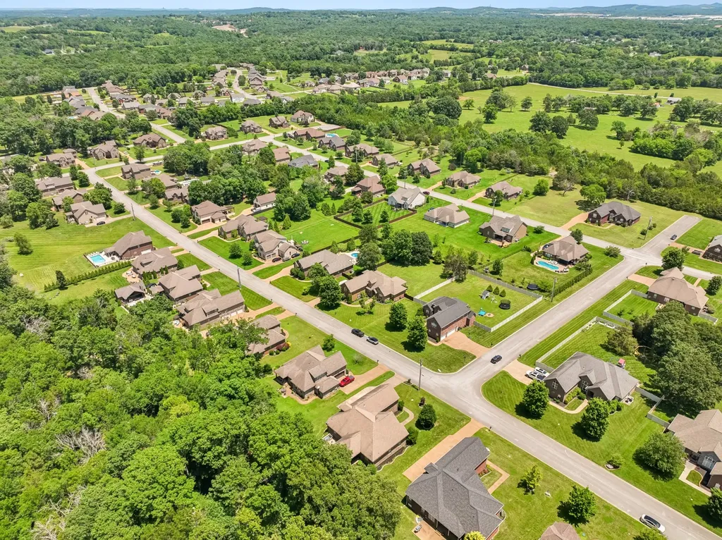 818 Tall Oak Trail Mount Juliet TN 37122