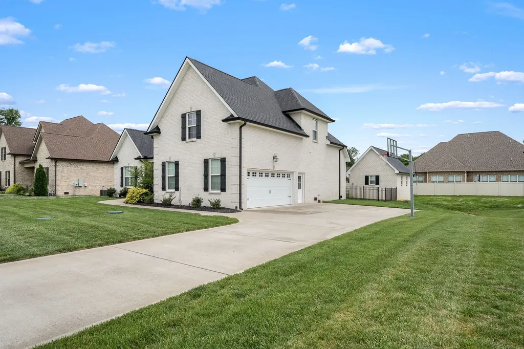 1505 Addi Jo Court Christiana TN 37037