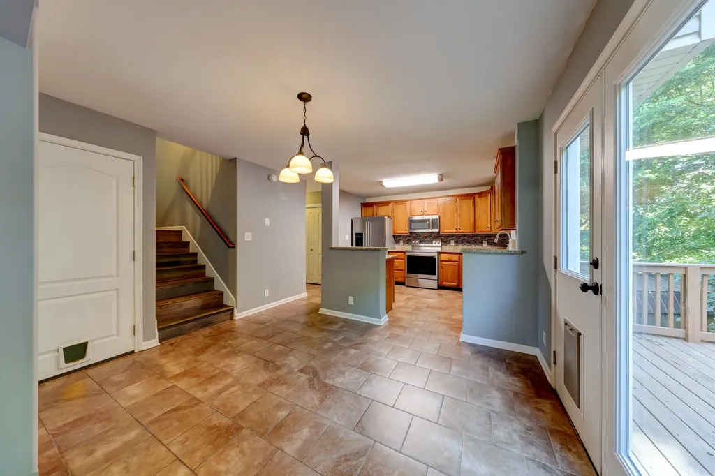2720 Arthurs Court Clarksville TN 37040