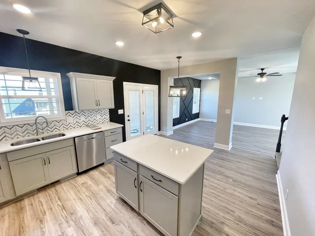 2038 Jackie Lorraine Drive Clarksville TN 37042