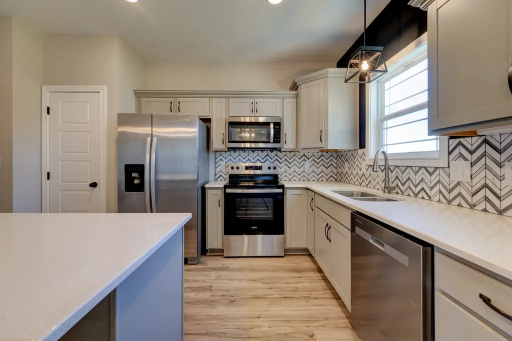 2038 Jackie Lorraine Drive Clarksville TN 37042