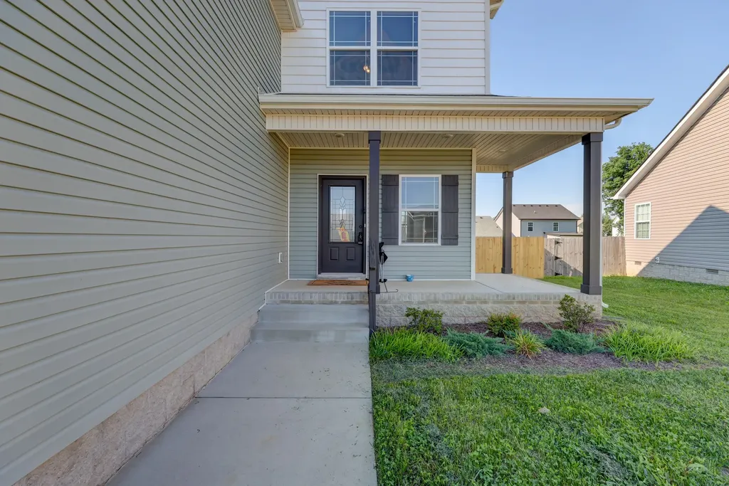2038 Jackie Lorraine Drive Clarksville TN 37042