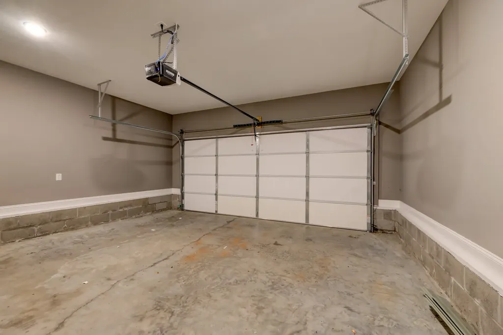 2038 Jackie Lorraine Drive Clarksville TN 37042