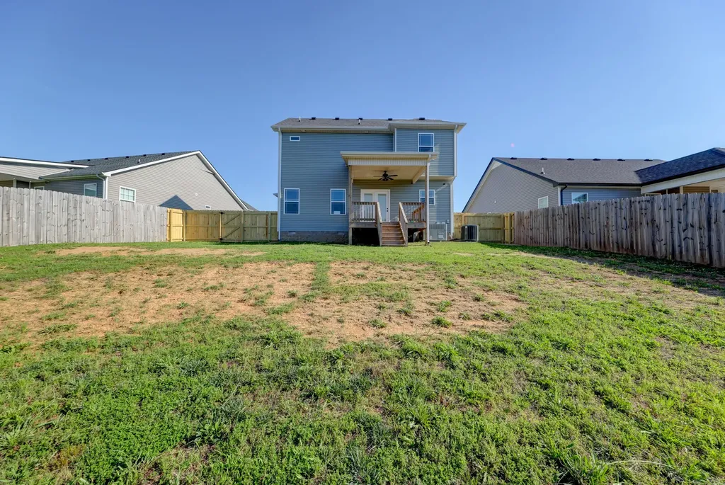 2038 Jackie Lorraine Drive Clarksville TN 37042