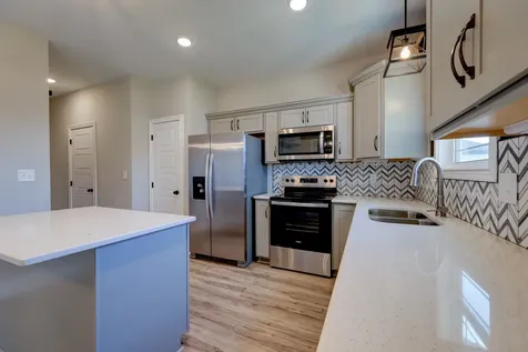 2038 Jackie Lorraine Drive Clarksville TN 37042