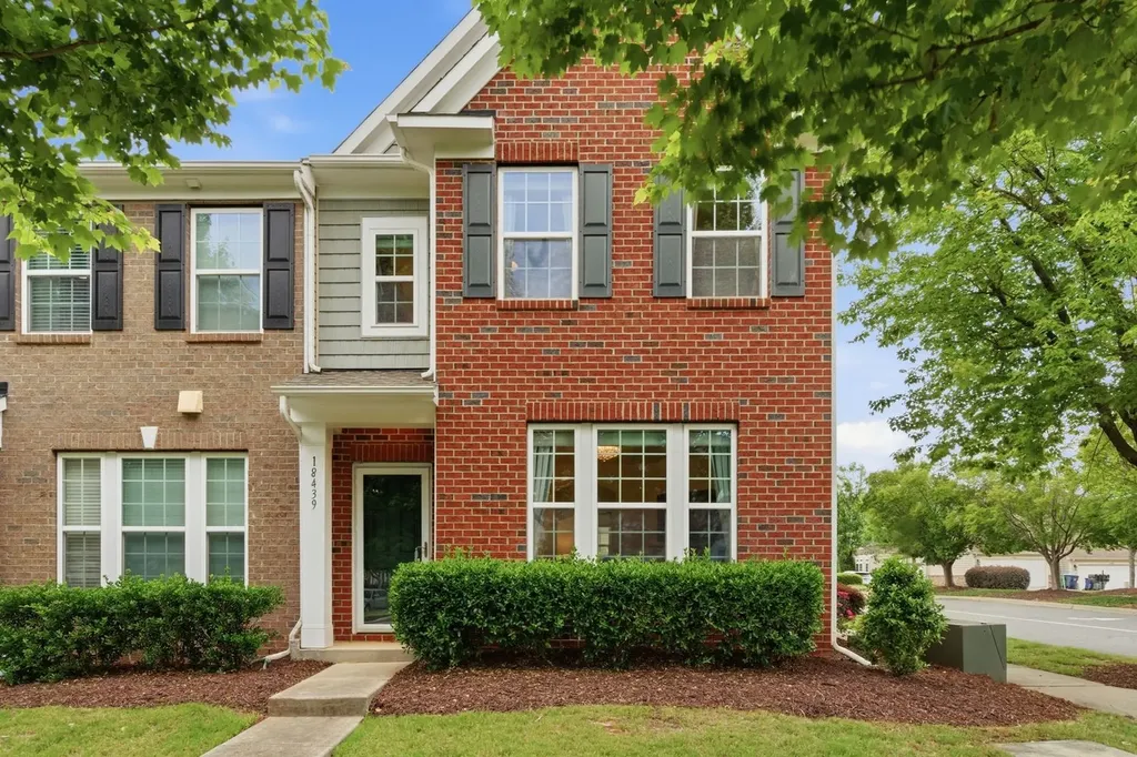 18439 The Commons Boulevard Cornelius NC 28031