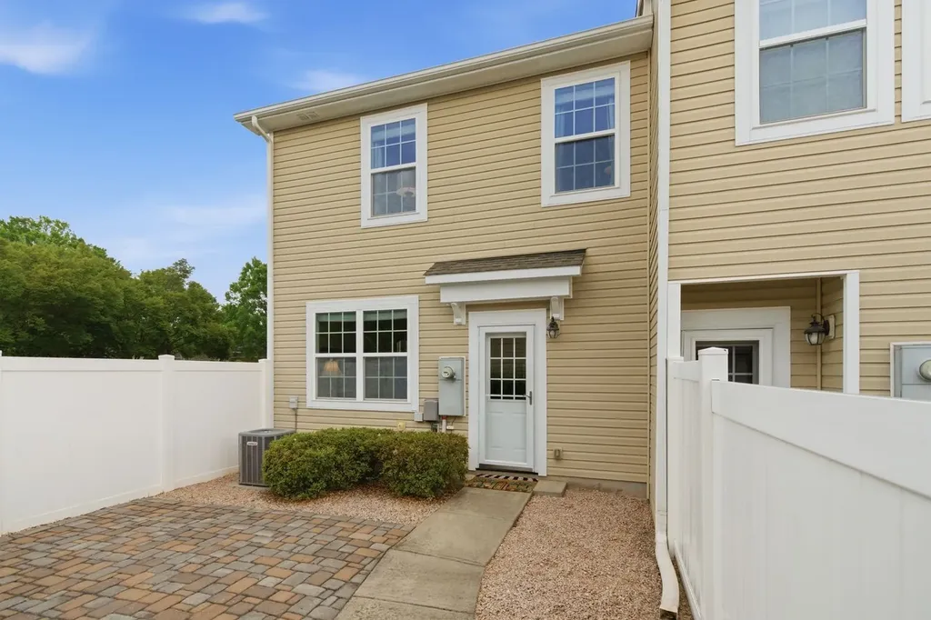 18439 The Commons Boulevard Cornelius NC 28031