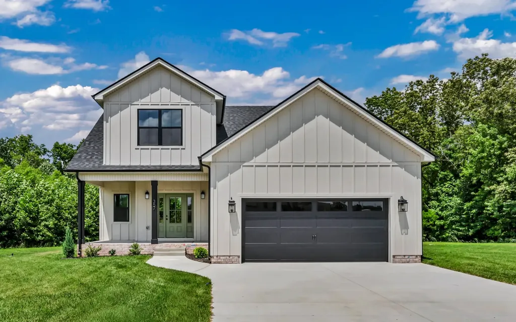 357 Chase Drive Clarksville TN 37043