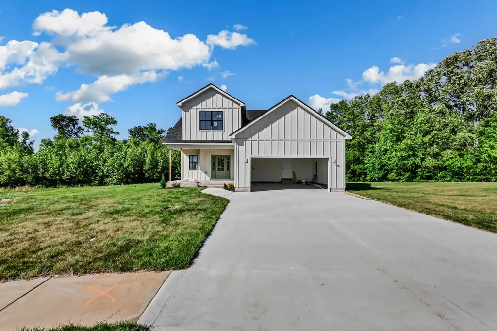 357 Chase Drive Clarksville TN 37043