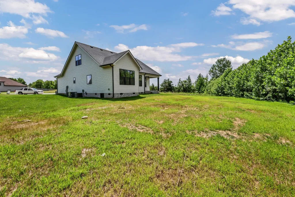 357 Chase Drive Clarksville TN 37043