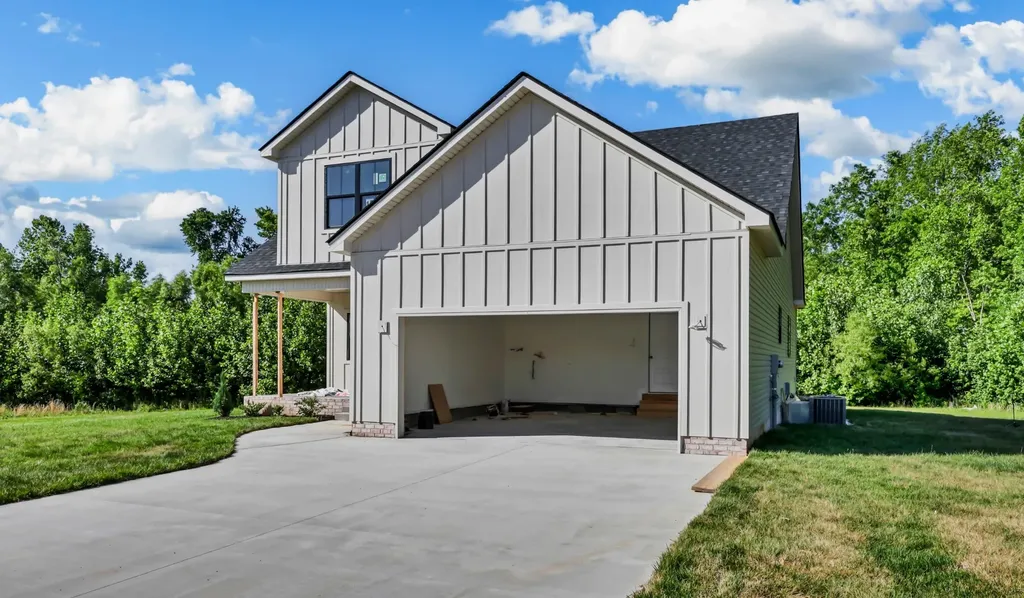 357 Chase Drive Clarksville TN 37043
