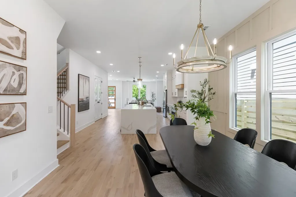 1213 Montgomery Avenue Nashville TN 37207
