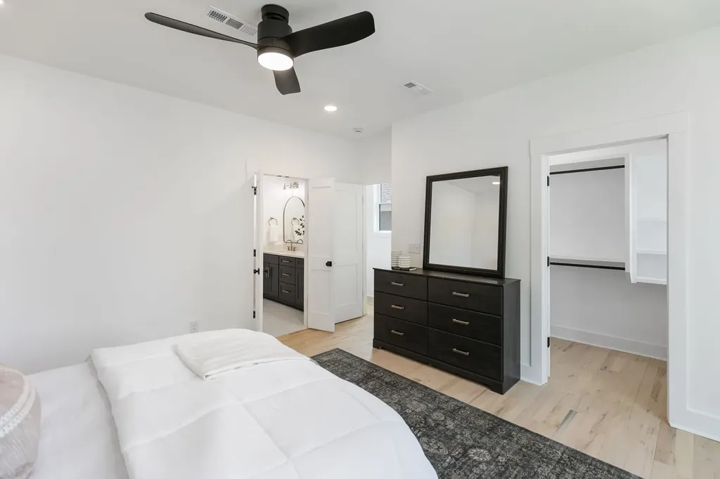 1213 Montgomery Avenue Nashville TN 37207
