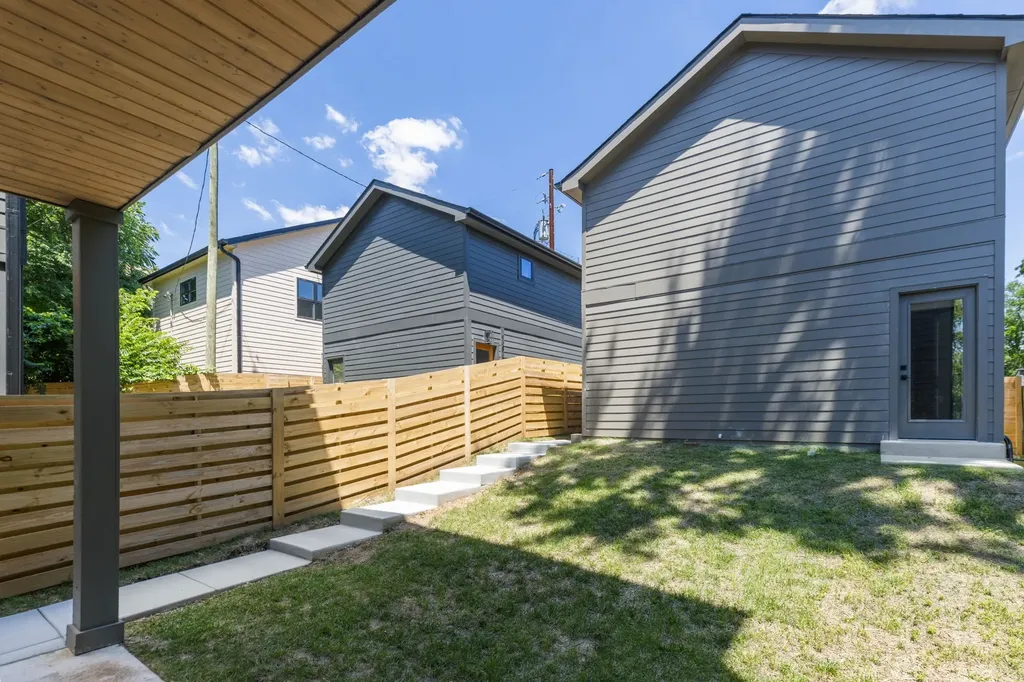 1213 Montgomery Avenue Nashville TN 37207