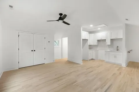 1213 Montgomery Avenue Nashville TN 37207